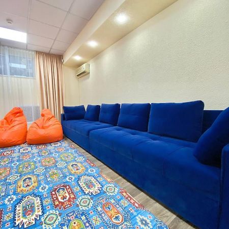 Alma-Ata Hostel Екстер'єр фото