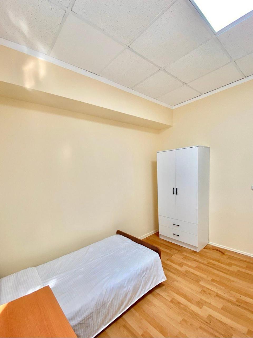 Alma-Ata Hostel Екстер'єр фото