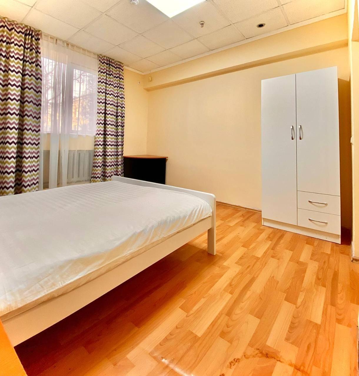 Alma-Ata Hostel Екстер'єр фото