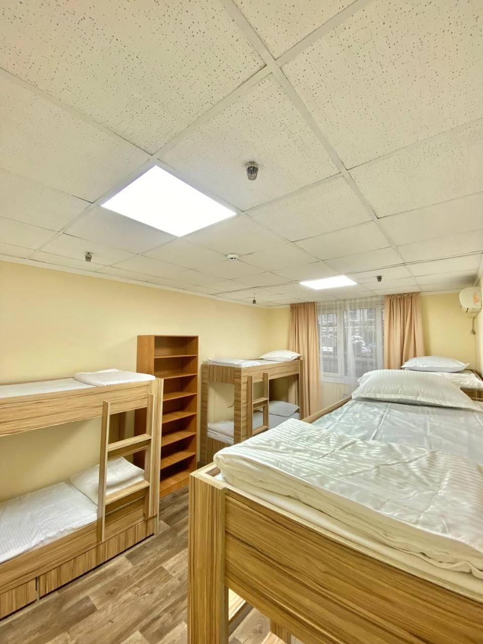 Alma-Ata Hostel Екстер'єр фото