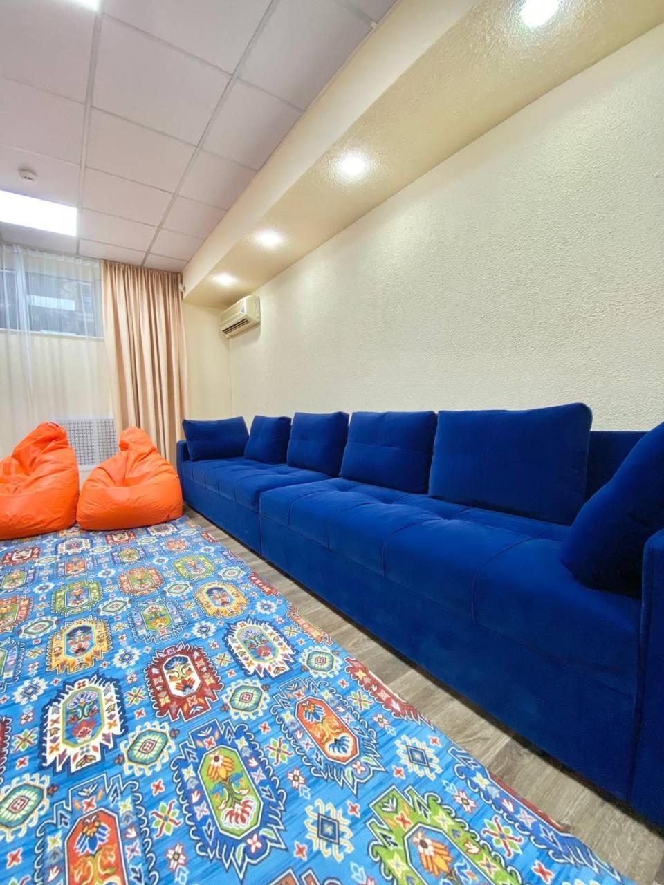 Alma-Ata Hostel Екстер'єр фото