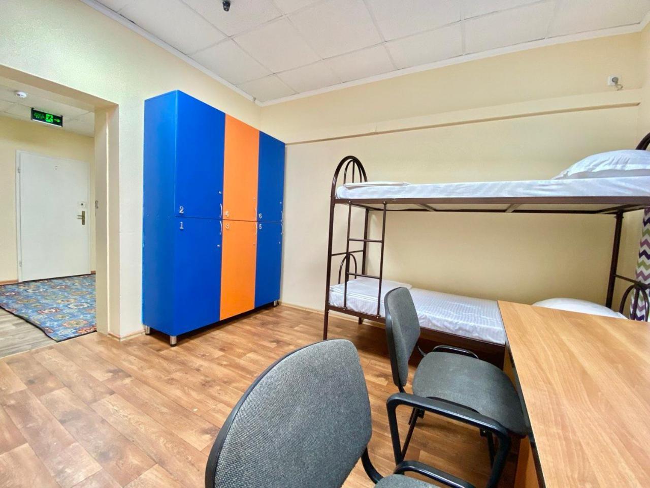 Alma-Ata Hostel Екстер'єр фото